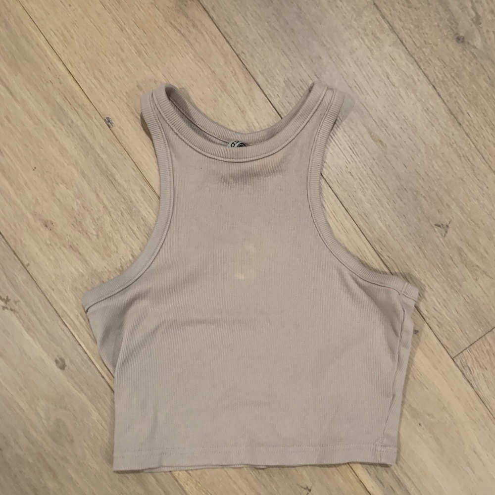 tan tank top